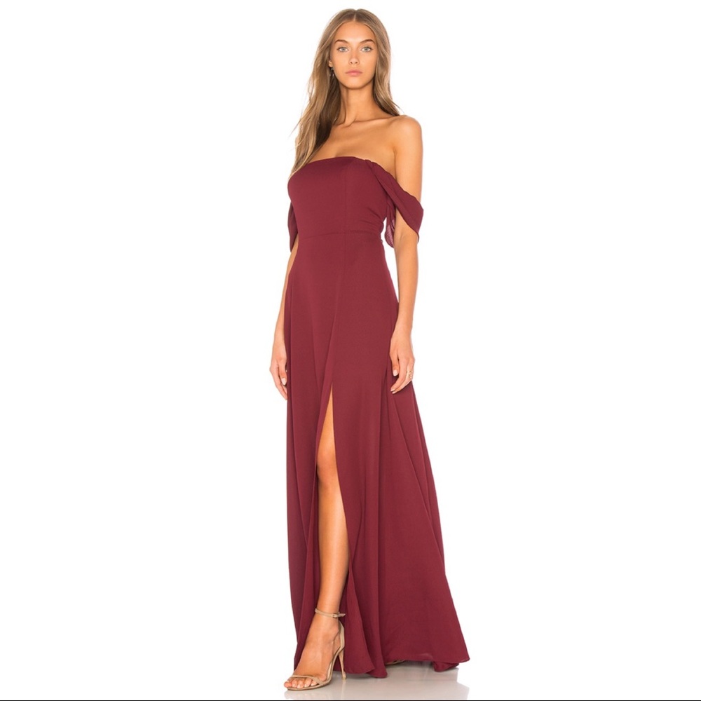 ❌SOLD❌ Front slit off shoulder Maxi dress